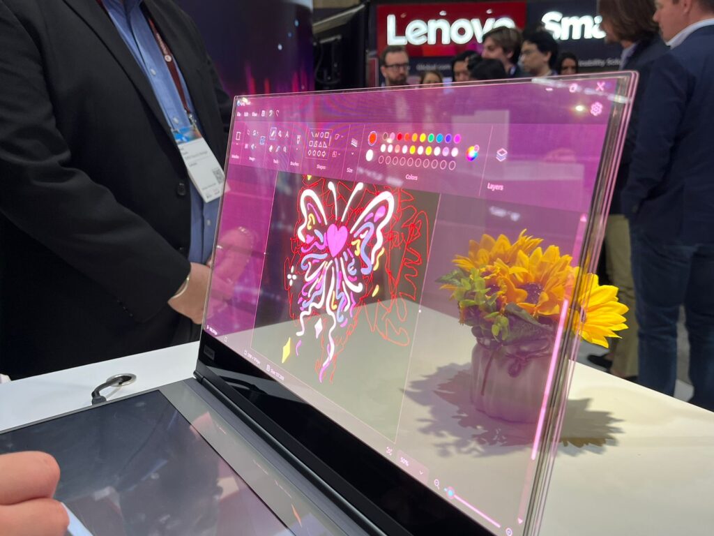 MWC 2024: लेनोवो का नया transparent laptop एक विज्ञान-फाई फिल्म से बाहर है