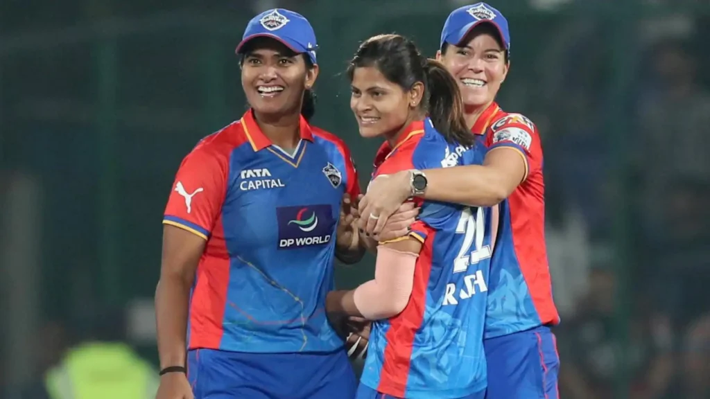 Suryakumar Yadav ने WPL 2024 में दिल्ली कैपिटल्स के खिलाफ दिल टूटने के बाद रोते हुए ऋचा घोष के लिए एक विशेष संदेश लिखा। Suryakumar Yadav ने WPL 2024 में दिल्ली कैपिटल्स के खिलाफ दिल टूटने के बाद रोते हुए ऋचा घोष के लिए एक विशेष संदेश लिखा।