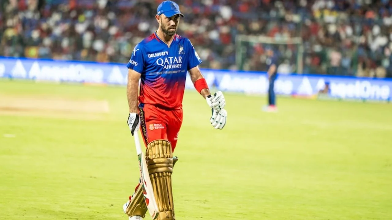 Maxwell is Back: प्रशंसकों ने आईपीएल इतिहास में सबसे ज्यादा शून्य पर आउट होने वाले RCB के ऑलराउंडर को ट्रोल किया