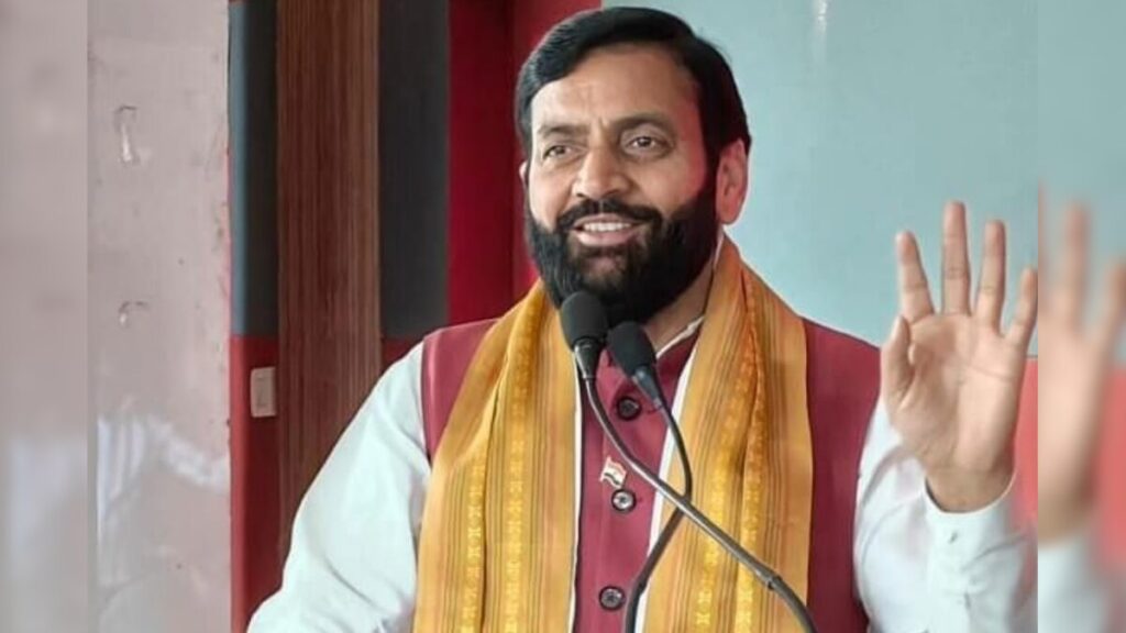 Haryana CM Saini ने करनाल में उपचुनाव के लिए प्रचार किया Haryana CM Saini ने करनाल में उपचुनाव के लिए प्रचार किया