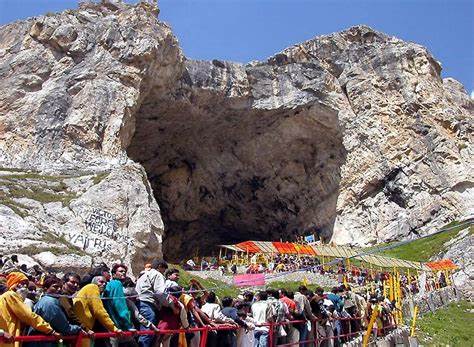 Amarnath Yatra: यात्रा के मद्देनजर Alert पर Punjab Police ने सुरक्षा को बढ़ा दिया