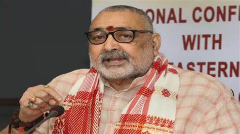 Union Minister Giriraj Singh ने कहा कि “राहुल गांधी ने हिंदुओं को खत्म करने की छेड़ रखी है मुहिम”, कांग्रेस नेता पर बरसे और तेजस्वी पर भी हमला बोला।