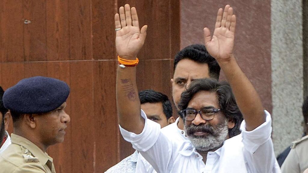 Hemant Soren to take oath CM