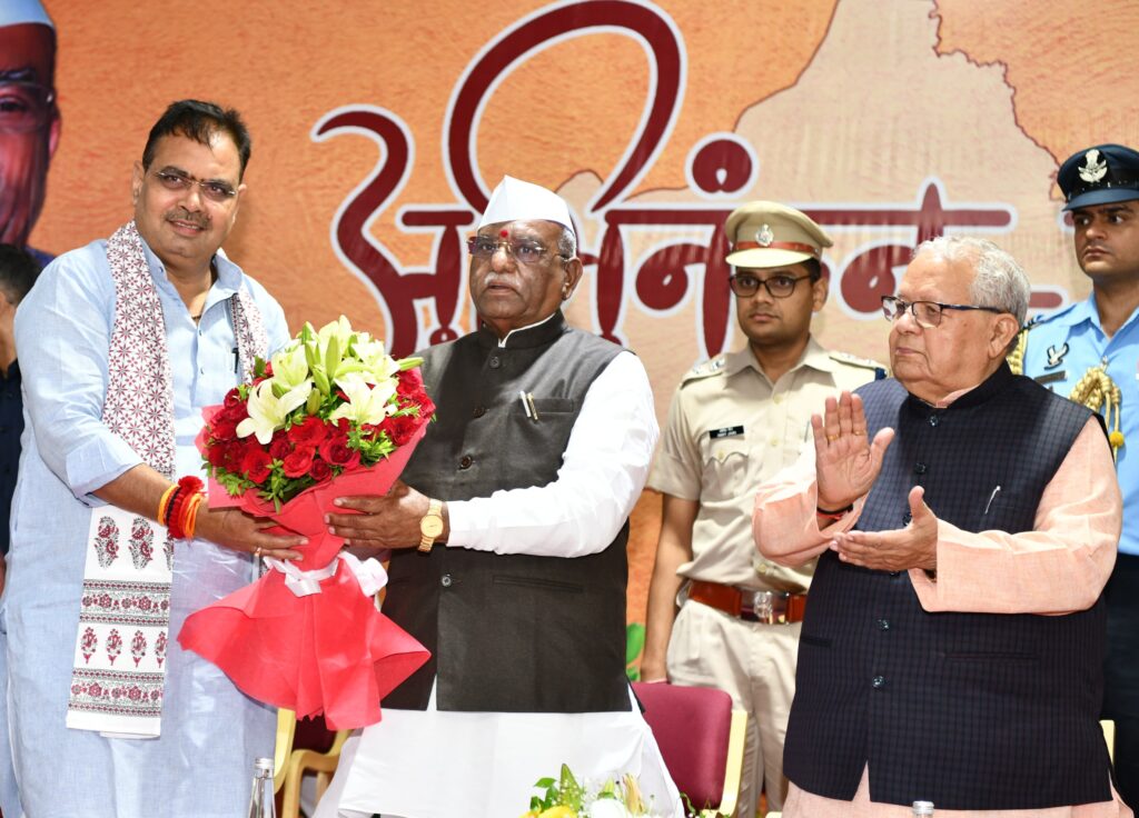 CM Bhajan Lal Sharna के आमंत्रण पर नव नियुक्त राज्यपाल एवं निवर्तमान राज्यपाल, ‘अभिनंदन-वंदन कार्यक्रम’ के तहत रात्रि भोज में हुए शामिल CM Bhajan Lal Sharna News