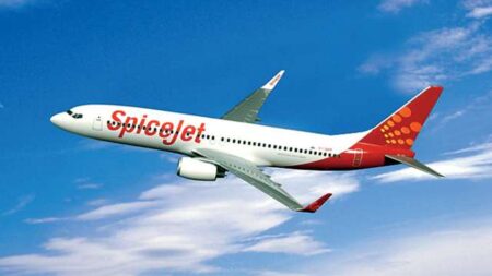 SpiceJet ने खोए कर्मचारियों के 350 करोड़ रुपये, पूछने पर बेशर्मी से कहा, "हां, मैंने डिफॉल्‍ट किया, अभी लौटा नहीं सकते।"