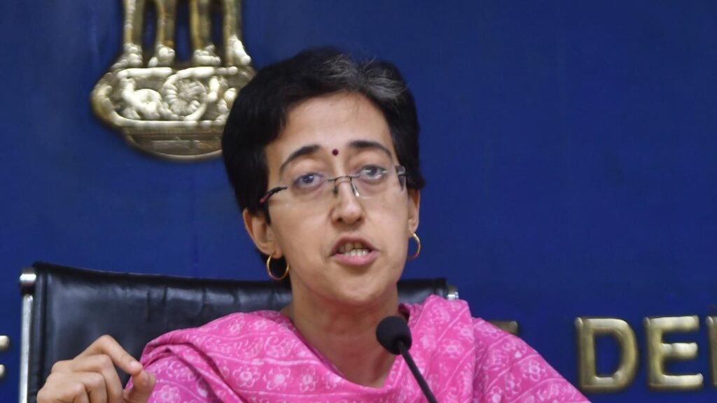 CM Atishi: एक्टिविस्ट से CM पद तक.. दिल्ली की नई मुख्यमंत्री की राजनीति में 'आतिशी' पारी खेलेंगे