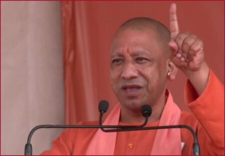 CM yogi: विश्वकर्मा जयन्ती पर एम0एस0एम0ई0 उद्यमियों को 50 हजार करोड़ रु0 के ऋण व विश्वकर्मा श्रम सम्मान योजना तथा ओ0डी0ओ0पी0 योजना के अन्तर्गत हस्तशिल्पियों और कारीगरों को टूलकिट वितरण कार्यक्रम