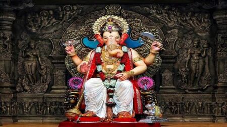 Lord Ganesha: गणपति बप्पा मोरया शब्द में बहुत कुछ छिपा है, तो प्रथम पूज्य गणेश को क्यों बप्पा कहा जाता है? इसकी वजह बहुत रोचक है।