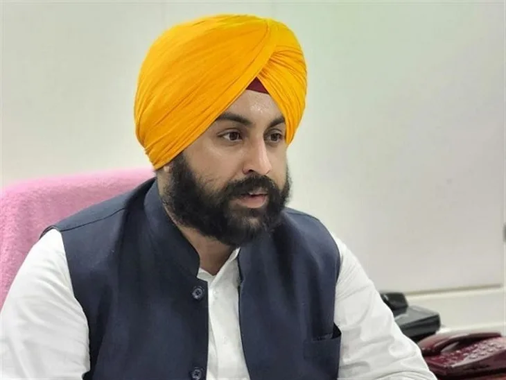 कैबिनेट मंत्री Harjot Singh Bains का चंगार क्षेत्र के लोगों को भव्य उपहारः तारापुर से समला तक 18 फुट की सड़क का निर्माण कार्य शुरू