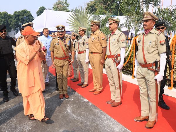 CM Yogi ‘पुलिस स्मृति दिवस-2024’ कार्यक्रम में सम्मिलित हुए