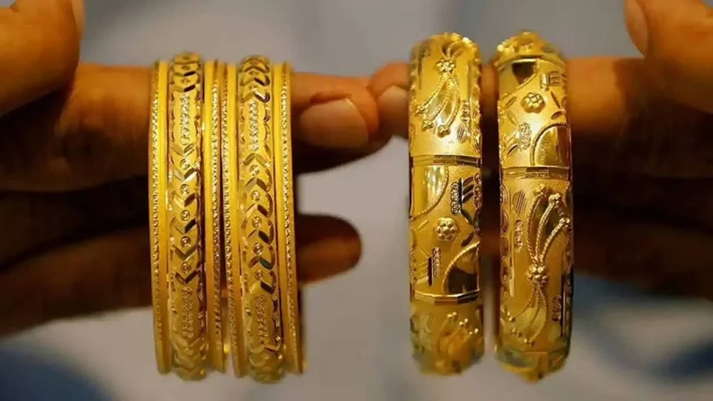 Gold Price: गिर गए सोने के दाम, 10 ग्राम सोना खरीदने के लिए अब इतनरुपये देने पड़ेंगे