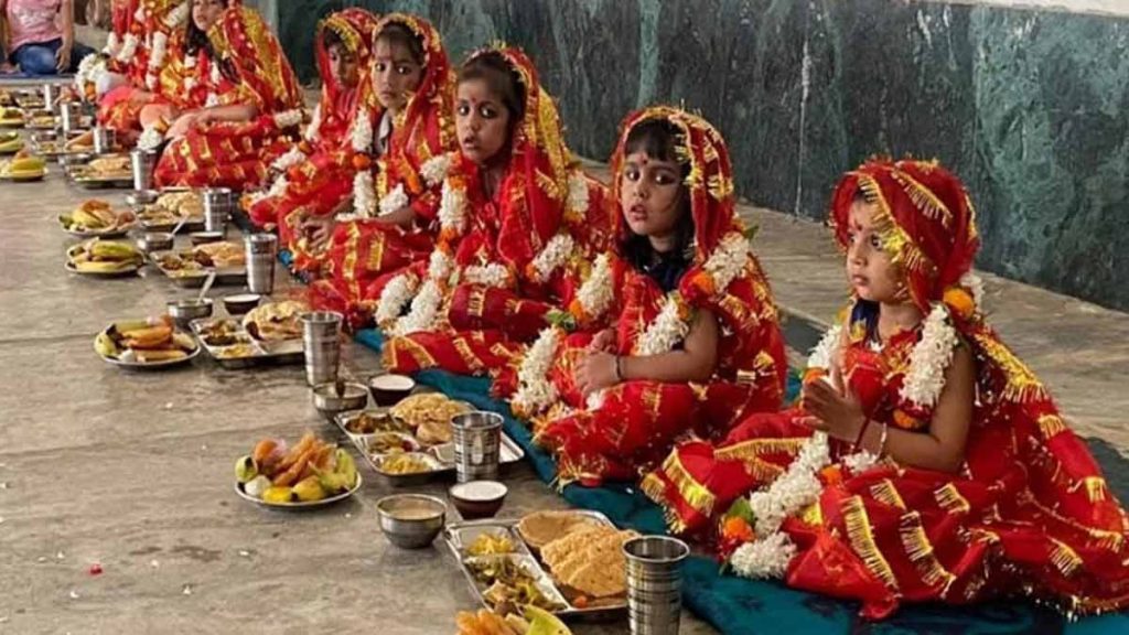Chaitra Navratri Ashtami 2025: कब चैत्र नवरात्रि की अष्टमी है, 5 अप्रैल या 6 अप्रैल? जानें कन्या पूजन कब करना चाहिए