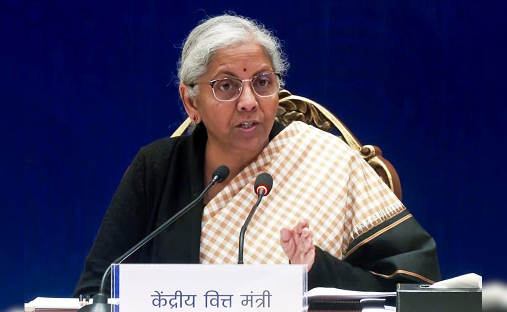 Nirmala Sitharaman On GDP: उथल-पुथल के बावजूद अर्थव्यवस्था नहीं रुकेगी,  6.5% रहेगा ग्रोथ रेट