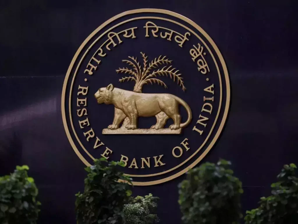 RBI Rate Cut: कार या घर खरीदने वालों के लिए अच्छी खबर है, RBI घटा सकता है फिर से इंटरेस्ट रेट