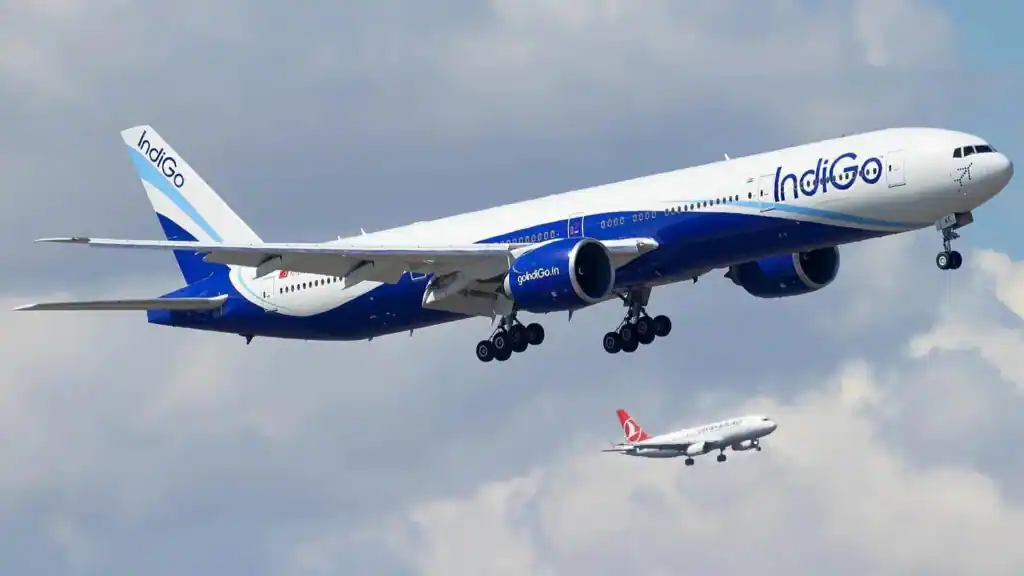 IndiGo ने लंबी दूरी की उड़ानों के लिए दो और Boeing 787-9 विमान अपने बेड़े में जोड़े। IndiGo ने लंबी दूरी की उड़ानों के लिए दो और Boeing 787-9 विमान अपने बेड़े में जोड़े।