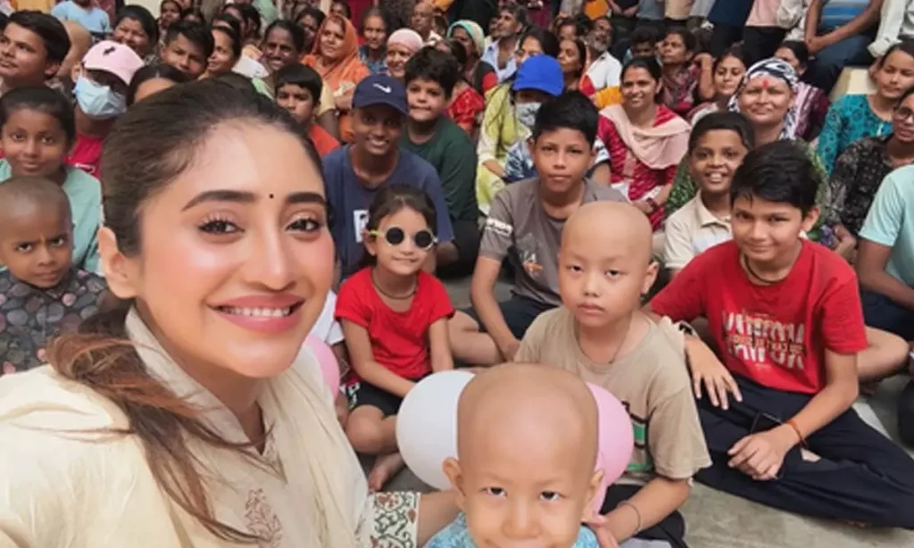 Shivangi Joshi Birthday: शिवांगी जोशी ने अंडरप्रिविलेज्ड बच्चों के साथ मनाया अपना जन्मदिन, साझा कीं खास तस्वीरें