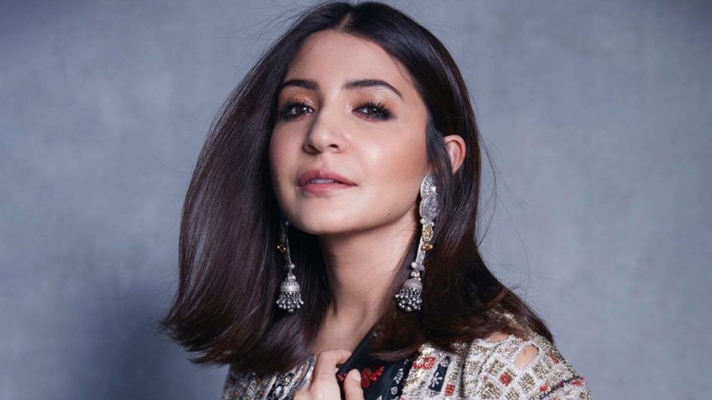 Anushka Sharma: एक्टर बनने का सपना नहीं देखा, फिर बॉलीवुड की टॉप हीरोइन कैसे बनीं, जानिए करियर जर्नी
