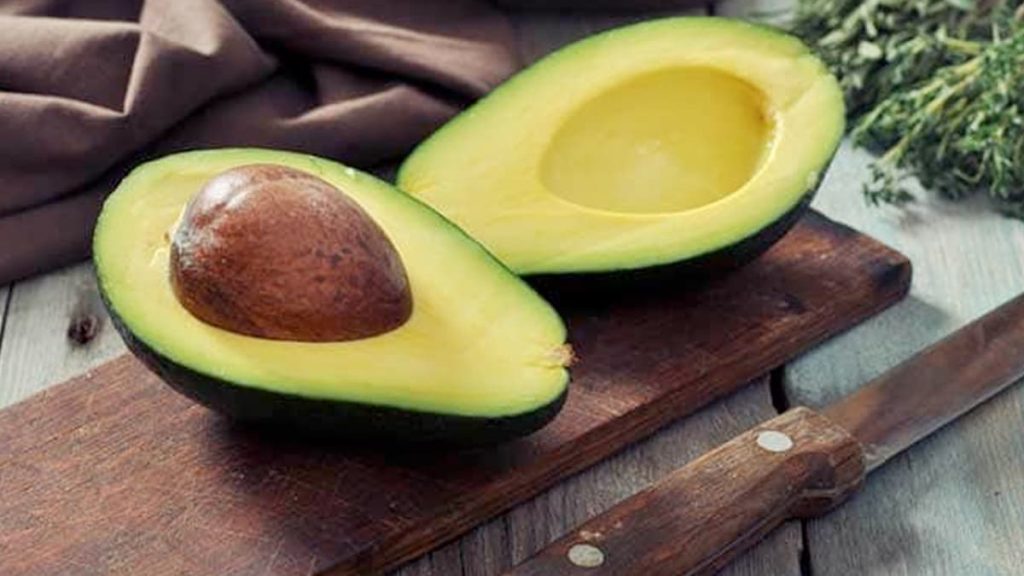 Who Should Avoid Avocado: इन लोगों को एवोकाडो नहीं खाना चाहिए, तुरंत सावधान रहें
