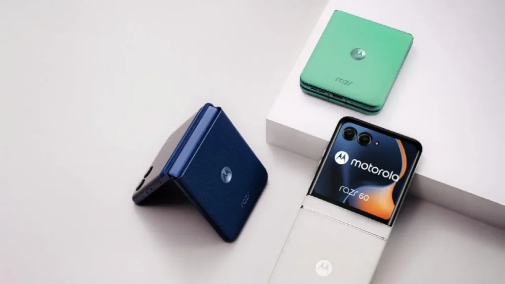Motorola Razr 60 Lanuch: AI फीचर्स और दमदार स्पेसिफिकेशन के साथ आएगा नया फ्लिप फोन, जानें कीमत और डिटेल्स