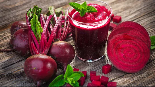 Beetroot Juice Benefits: चुकंदर का जूस पीने से मिलते हैं चमत्कारी फायदे, ब्लड प्रेशर से लेकर स्किन और लिवर तक करता है कमाल Beetroot Juice Benefits: चुकंदर का जूस पीने से मिलते हैं चमत्कारी फायदे, ब्लड प्रेशर से लेकर स्किन और लिवर तक करता है कमाल