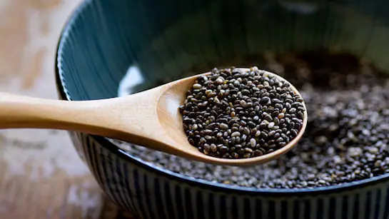 Chia Seeds For Liver: क्या चिया सीड्स से होता है लिवर डिटॉक्स? जानें सच और फायदे Chia Seeds For Liver: क्या चिया सीड्स से होता है लिवर डिटॉक्स? जानें सच और फायदे