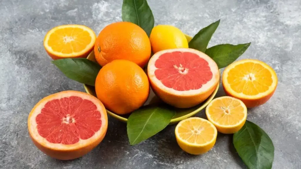 Citrus Fruits Side Effects: किन महिलाओं को नहीं खाना चाहिए खट्टे फल? जानिए सेहत पर पड़ने वाले नुकसान