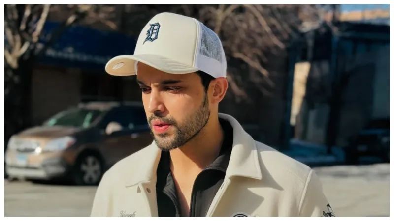 CID 2 Parth Samthaan farewell: पार्थ समथान ने ACP आयुष्मान के किरदार को कहा अलविदा, शिवाजी साटम और टीम के साथ सेलिब्रेट किया आखिरी दिन CID 2 Parth Samthaan farewell: पार्थ समथान ने ACP आयुष्मान के किरदार को कहा अलविदा, शिवाजी साटम और टीम के साथ सेलिब्रेट किया आखिरी दिन