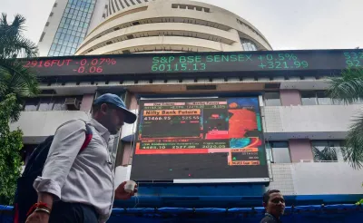 Stock Market Today: ईरान-इजरायल तनाव के बीच शेयर बाजार में उतार-चढ़ाव, विशाल मेगा 7% टूटा, इन स्टॉक्स ने दिखाई मजबूती Stock Market Today: ईरान-इजरायल तनाव के बीच शेयर बाजार में उतार-चढ़ाव, विशाल मेगा 7% टूटा, इन स्टॉक्स ने दिखाई मजबूती