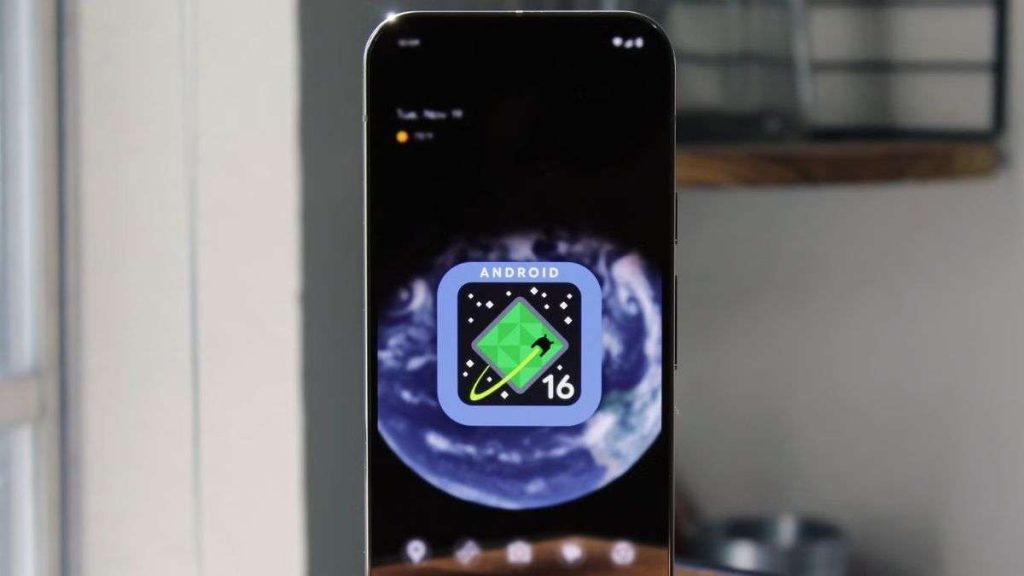 Android 16 News Feature: Android 16 का बड़ा सुरक्षा कदम, नकली मोबाइल टावर से जुड़ते ही मिलेगा अलर्ट, Stingray हमलों से मिलेगी बचाव