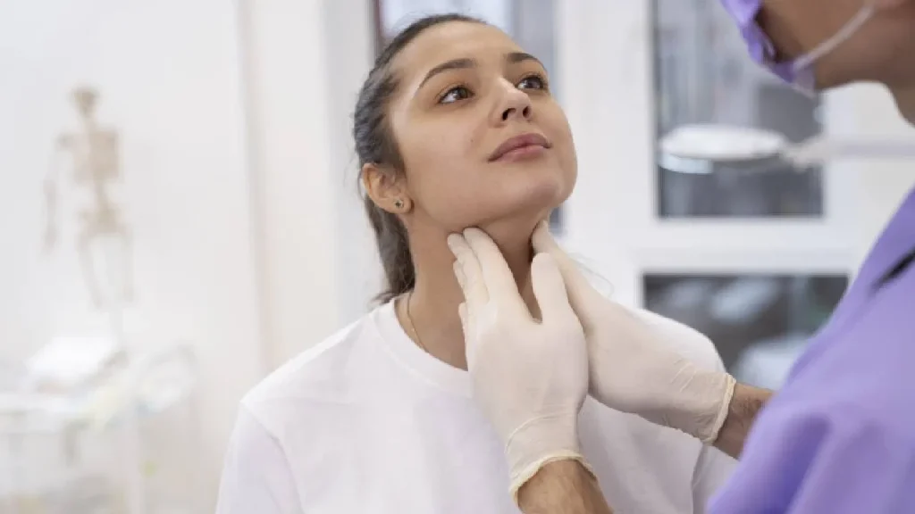 Thyroid Management Tips: थायराइड कंट्रोल के लिए अपनाएं ये 3 आसान बदलाव, कुछ ही दिनों में दिखेगा असर