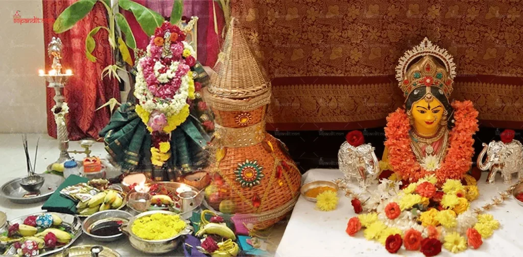 वरलक्ष्मी व्रत पर पढ़ें शुभ कथा और आरती, दूर होगी दरिद्रता और मिलेगा धन-संपत्ति का आशीर्वाद वरलक्ष्मी व्रत पर पढ़ें शुभ कथा और आरती, दूर होगी दरिद्रता और मिलेगा धन-संपत्ति का आशीर्वाद