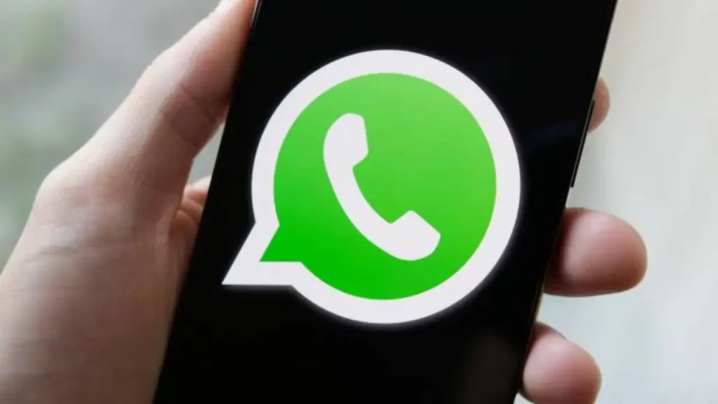 WhatsApp ने भारत में 2025 में 98 लाख से ज्यादा अकाउंट्स किए बैन, जानें वजह और सुरक्षा के कदम WhatsApp ने भारत में 2025 में 98 लाख से ज्यादा अकाउंट्स किए बैन, जानें वजह और सुरक्षा के कदम
