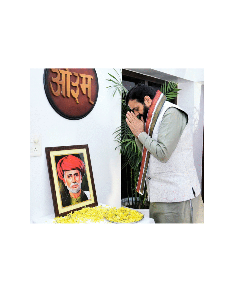 मुख्यमंत्री निवास ‘संत कबीर कुटीर’ में महात्मा ज्योतिबा फुले की पुण्यतिथि पर दी गई श्रद्धांजलि, सामाजिक समरसता और नारी शिक्षा में उनके योगदान को किया याद