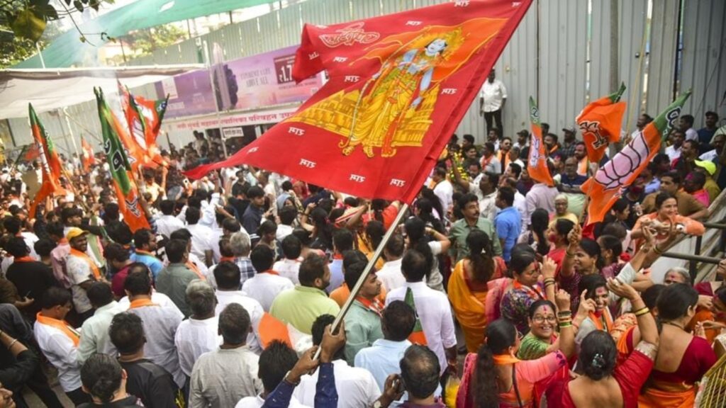 महाराष्ट्र निकाय चुनाव: महायुति की प्रचंड जीत पर कार्यकर्ताओं को बधाई