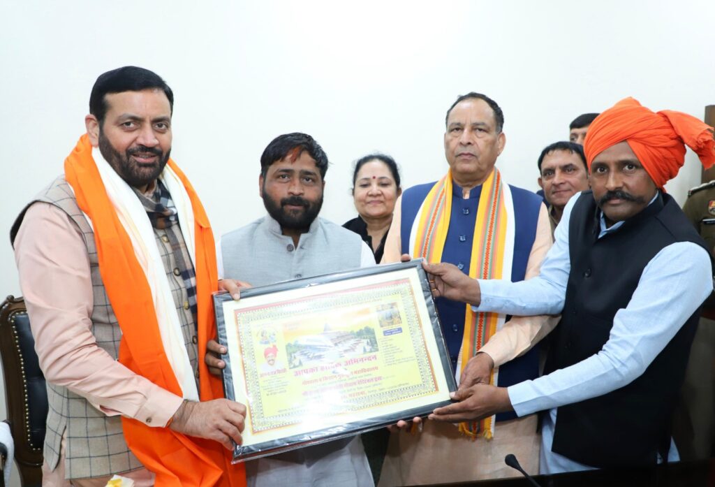 संत कबीर कुटीर में भाजपा किसान मोर्चा के पदाधिकारियों के साथ बैठक, किसान मुद्दों पर हुई व्यापक चर्चा