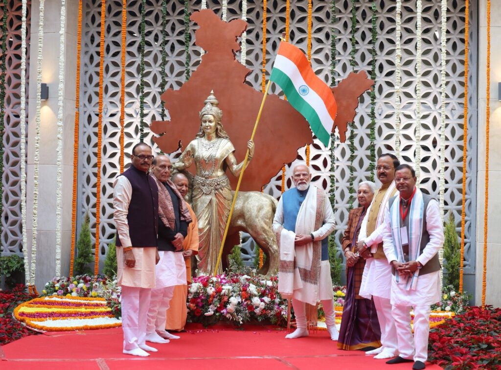 सुशासन दिवस पर लखनऊ में ‘राष्ट्र प्रेरणा स्थल’ का लोकार्पण, महान विभूतियों को समर्पित प्रेरणादायी स्मारक