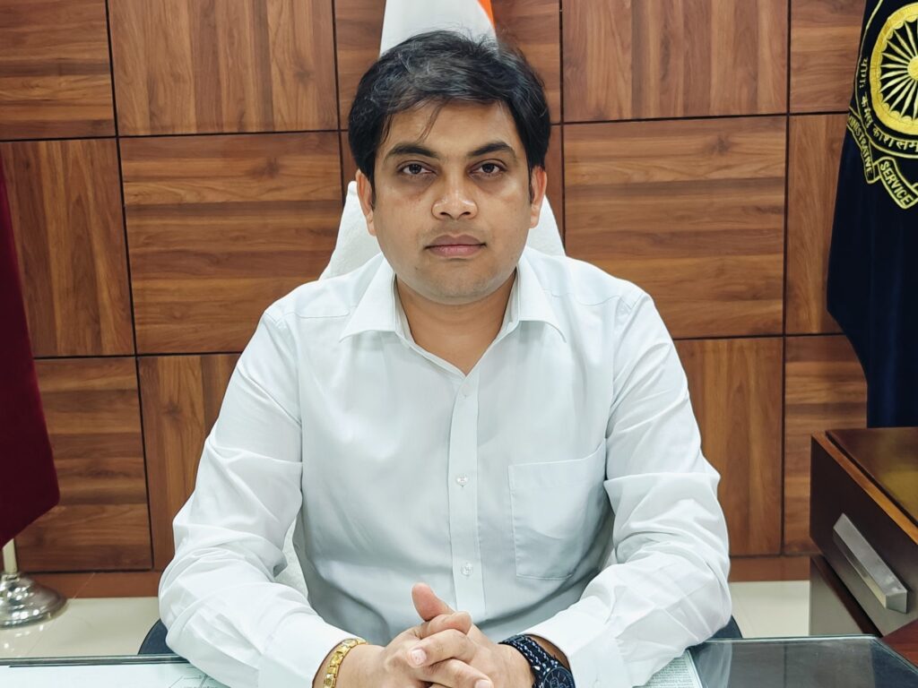 आईएएस अधिकारी राहुल नरवाल नवगठित हांसी जिले के उपायुक्त नियुक्त आईएएस अधिकारी राहुल नरवाल नवगठित हांसी जिले के उपायुक्त नियुक्त