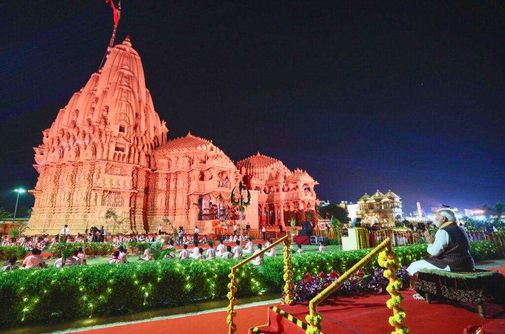 सोमनाथ स्वाभिमान पर्व: प्रधानमंत्री मोदी की उपस्थिति में गूंजा ओंकार, सांस्कृतिक पुनरुत्थान का सशक्त संदेश