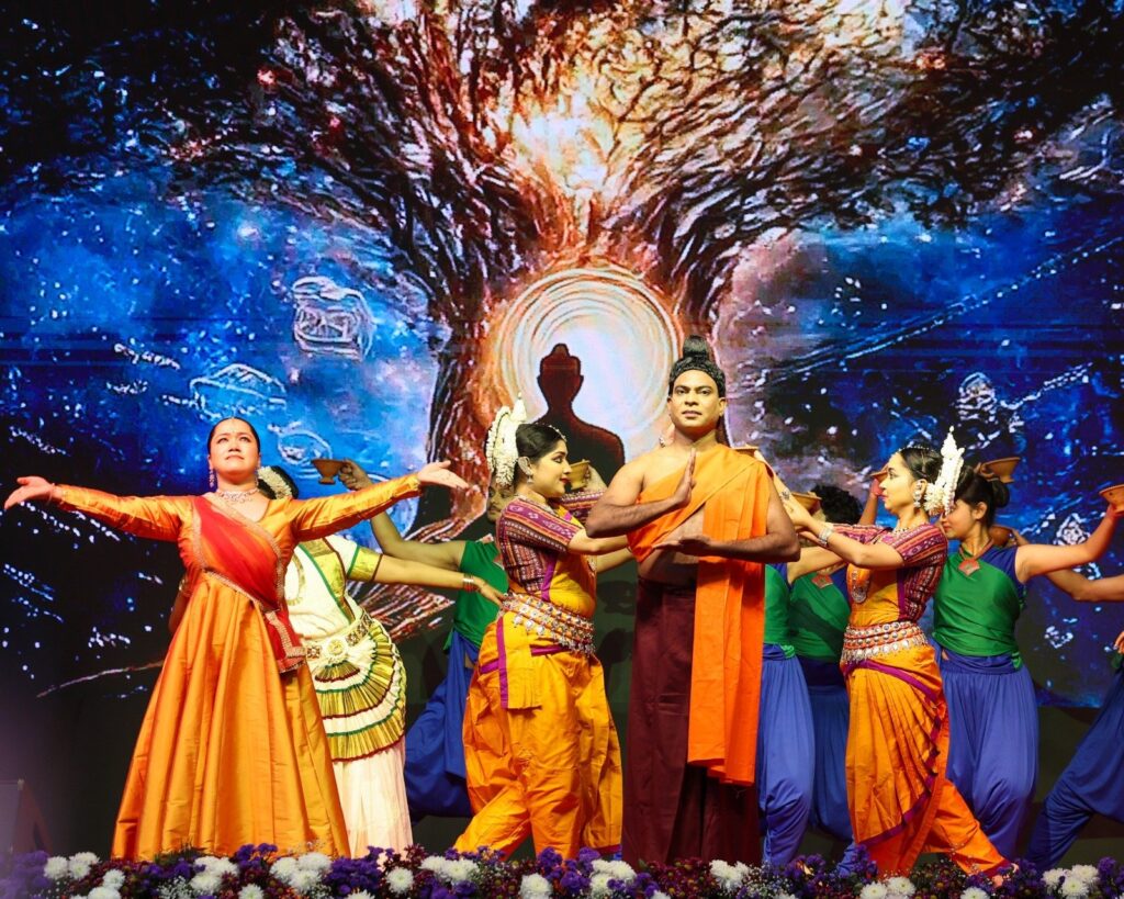 नई दिल्ली में बौद्ध संस्कृति की भव्य प्रस्तुति, भगवान बुद्ध के दर्शन से भावविभोर हुए दर्शक