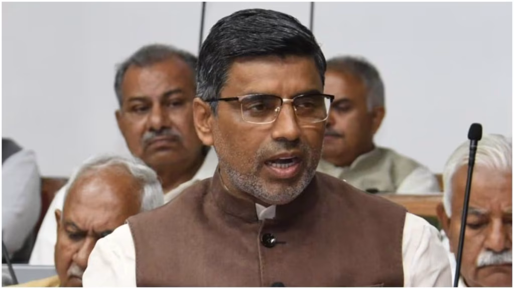 बोर्ड परीक्षा से पहले शिक्षा मंत्री महीपाल ढांडा की विद्यार्थियों को सलाह: तनाव छोड़ें, आत्मविश्वास के साथ दें परीक्षा