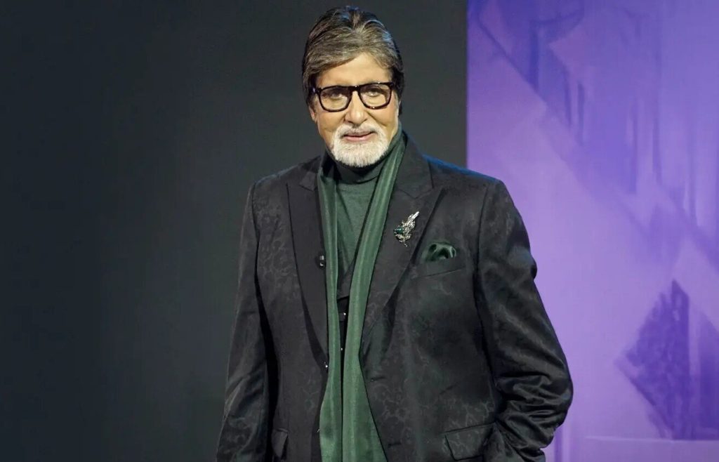 ‘धरती गोल है, वफादार मर्द कोना-कोना में’—अमिताभ बच्चन के क्रिप्टिक ट्वीट से सोशल मीडिया पर हलचल ‘धरती गोल है, वफादार मर्द कोना-कोना में’—अमिताभ बच्चन के क्रिप्टिक ट्वीट से सोशल मीडिया पर हलचल