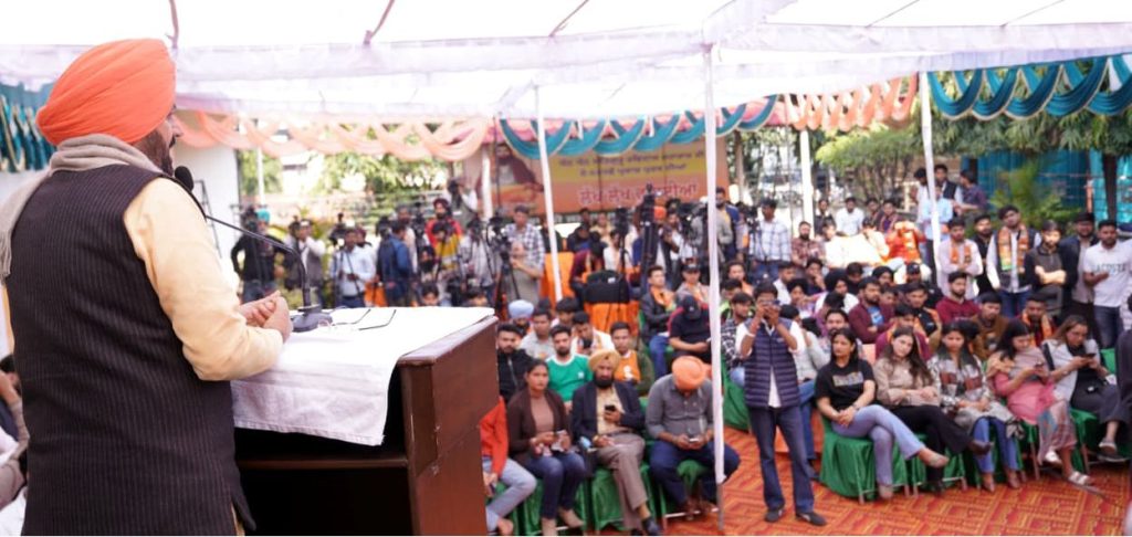 भाजपा सरकार करेगी पंजाब में नशा व अपराध पर बेबाक कार्रवाई, युवाओं के भविष्य के निर्माण पर विशेष जोर: मुख्यमंत्री नायब सिंह सैनी