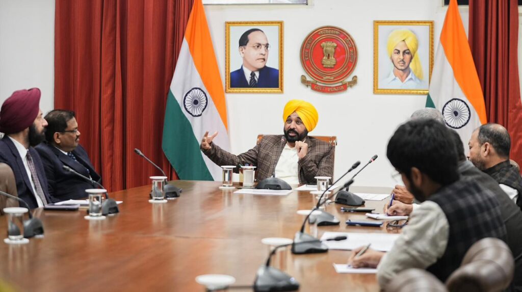 ‘मुख्यमंत्री सेहत योजना’ पर दुष्प्रचार से बचें, हर परिवार को 10 लाख तक कैशलैस इलाज: मुख्यमंत्री भगवंत सिंह मान