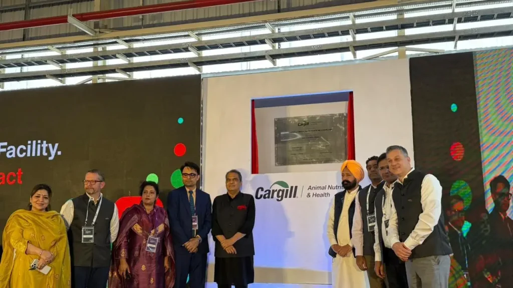 मंडी गोबिंदगढ़ में ₹300 करोड़ का कारगिल डेयरी फीड प्लांट शुरू, पंजाब के डेयरी व एग्रो उद्योग को मिलेगा बड़ा बढ़ावा मंडी गोबिंदगढ़ में ₹300 करोड़ का कारगिल डेयरी फीड प्लांट शुरू, पंजाब के डेयरी व एग्रो उद्योग को मिलेगा बड़ा बढ़ावा