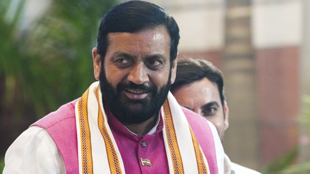 युद्ध जैसी परिस्थितियों में एकजुट रहें नागरिक: CM नायब सिंह सैनी, पेट्रोल-डीजल सस्ता करने पर PM मोदी की सराहना