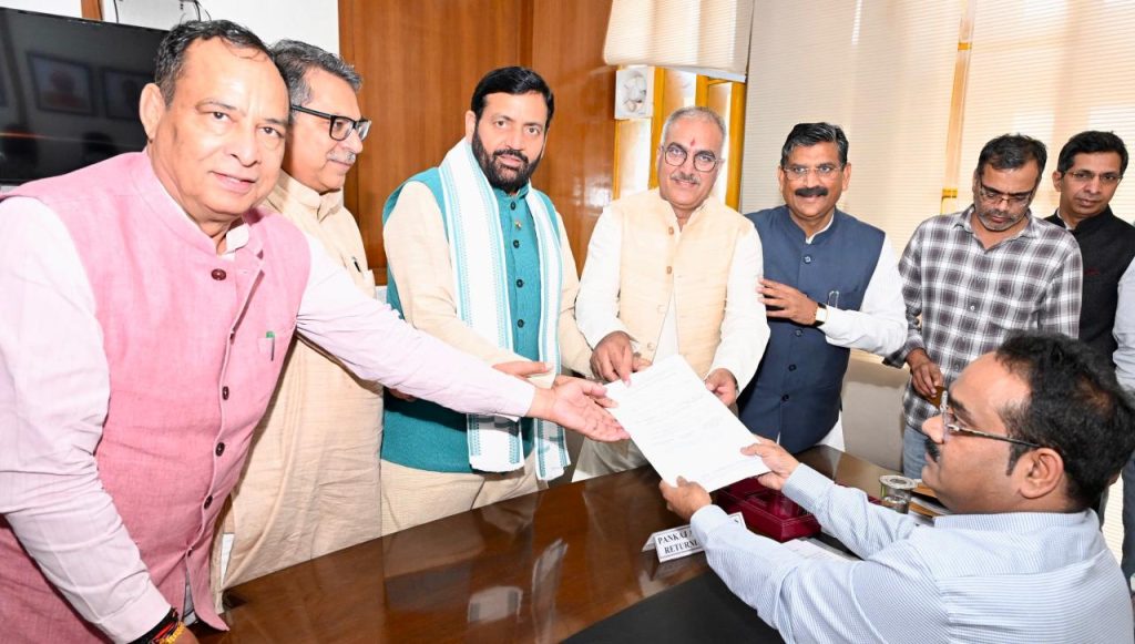 राज्यसभा चुनाव: भाजपा नेता संजय भाटिया ने हरियाणा से दाखिल किया नामांकन, पार्टी नेताओं ने दी शुभकामनाएं