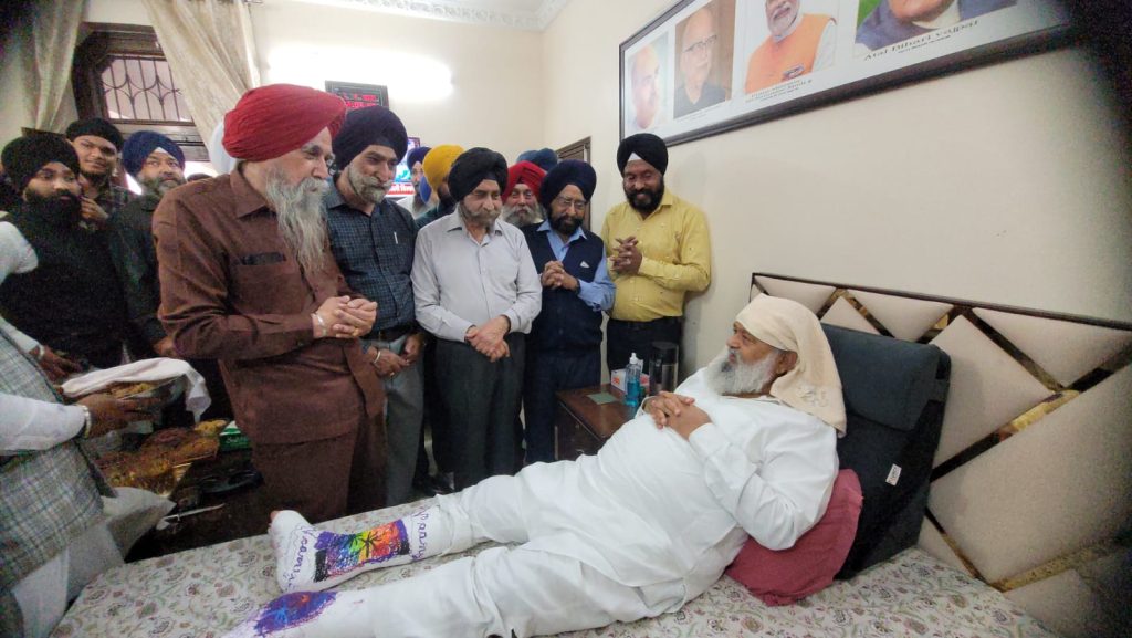 अनिल विज से मिलने उमड़ा जनसैलाब: भाजपा प्रदेशाध्यक्ष मोहनलाल बडौली, शिक्षा मंत्री महिपाल ढांडा समेत कई नेताओं ने की शीघ्र स्वास्थ्य लाभ की कामना