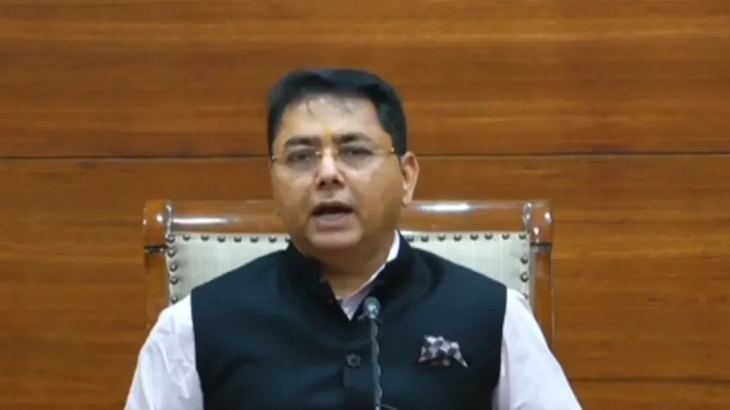 अमित शाह की रैली से पहले अमन अरोड़ा के तीखे सवाल, 1600 करोड़ बाढ़ राहत, RDF फंड, गैस संकट और नशे पर मांगा जवाब
