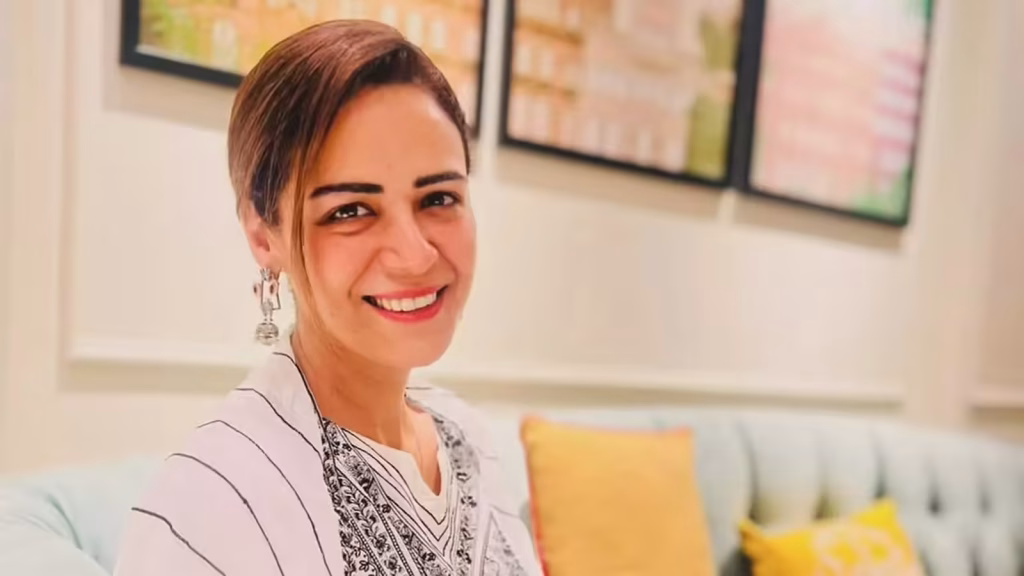‘एंटी-डीवा’ इमेज से जीता भरोसा: मोना सिंह बोलीं—ऑथेंटिक रोल्स ने 20 साल तक दर्शकों से जोड़े रखा