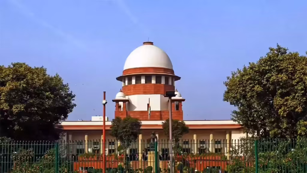 आईटी नियमों पर सुप्रीम कोर्ट में सुनवाई: फेक न्यूज रेगुलेशन पर केंद्र की याचिका स्वीकार, हाईकोर्ट के फैसले पर रोक से इनकार